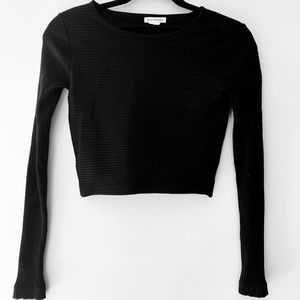 Long sleeve ribbed crop top